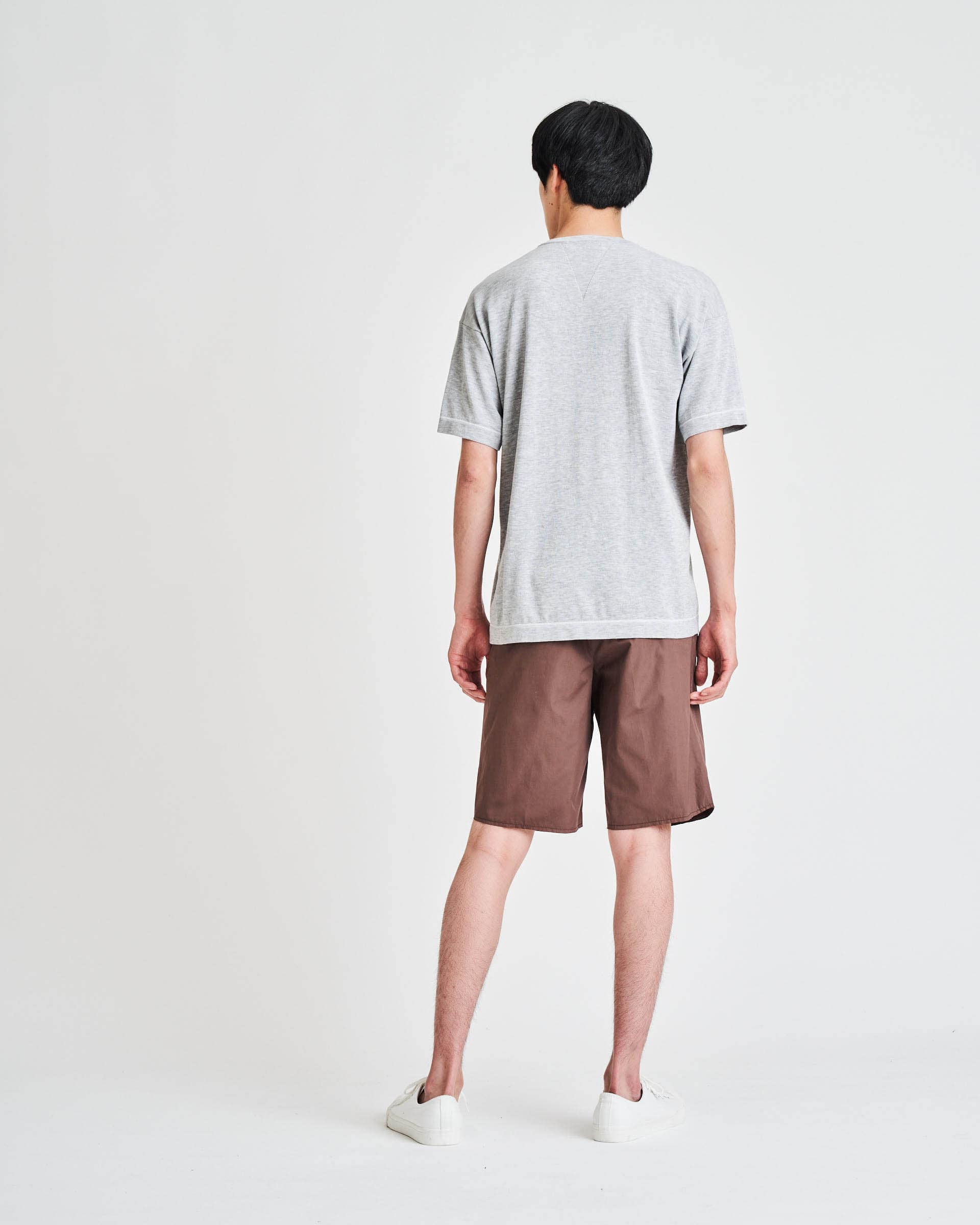 The Market Store | Round Neck T-shirt With Pocket