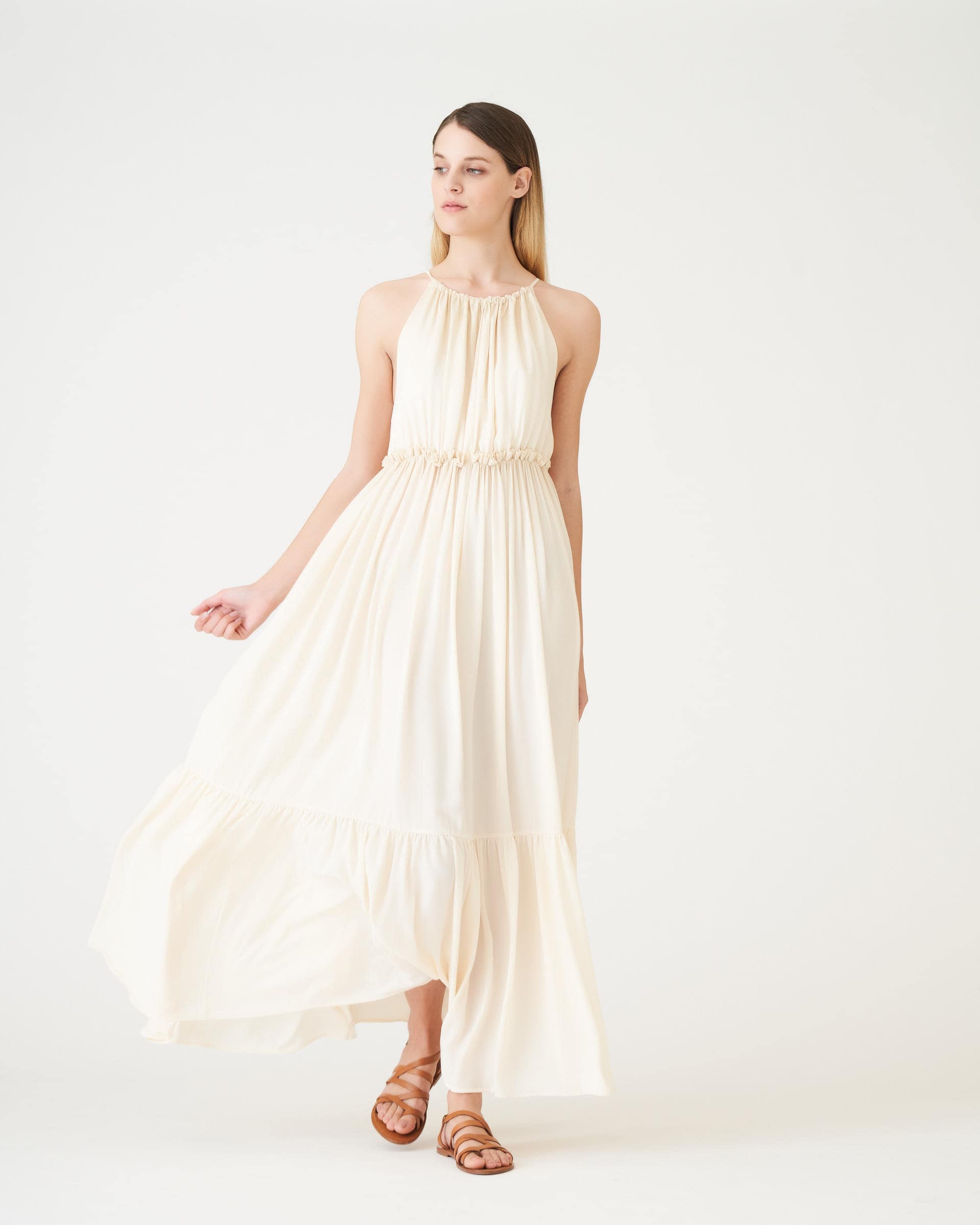 The Market Store | Long Dress With Curled And Ruffles