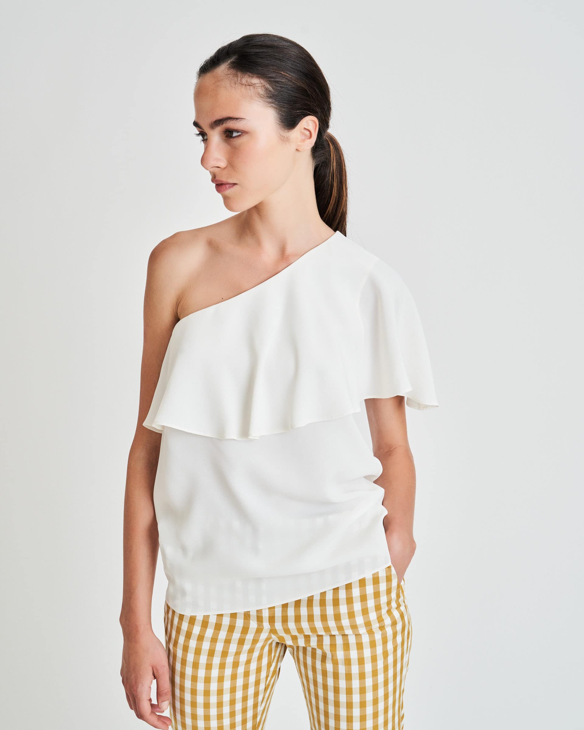 The Market Store | One Shoulder Top With Ruffle