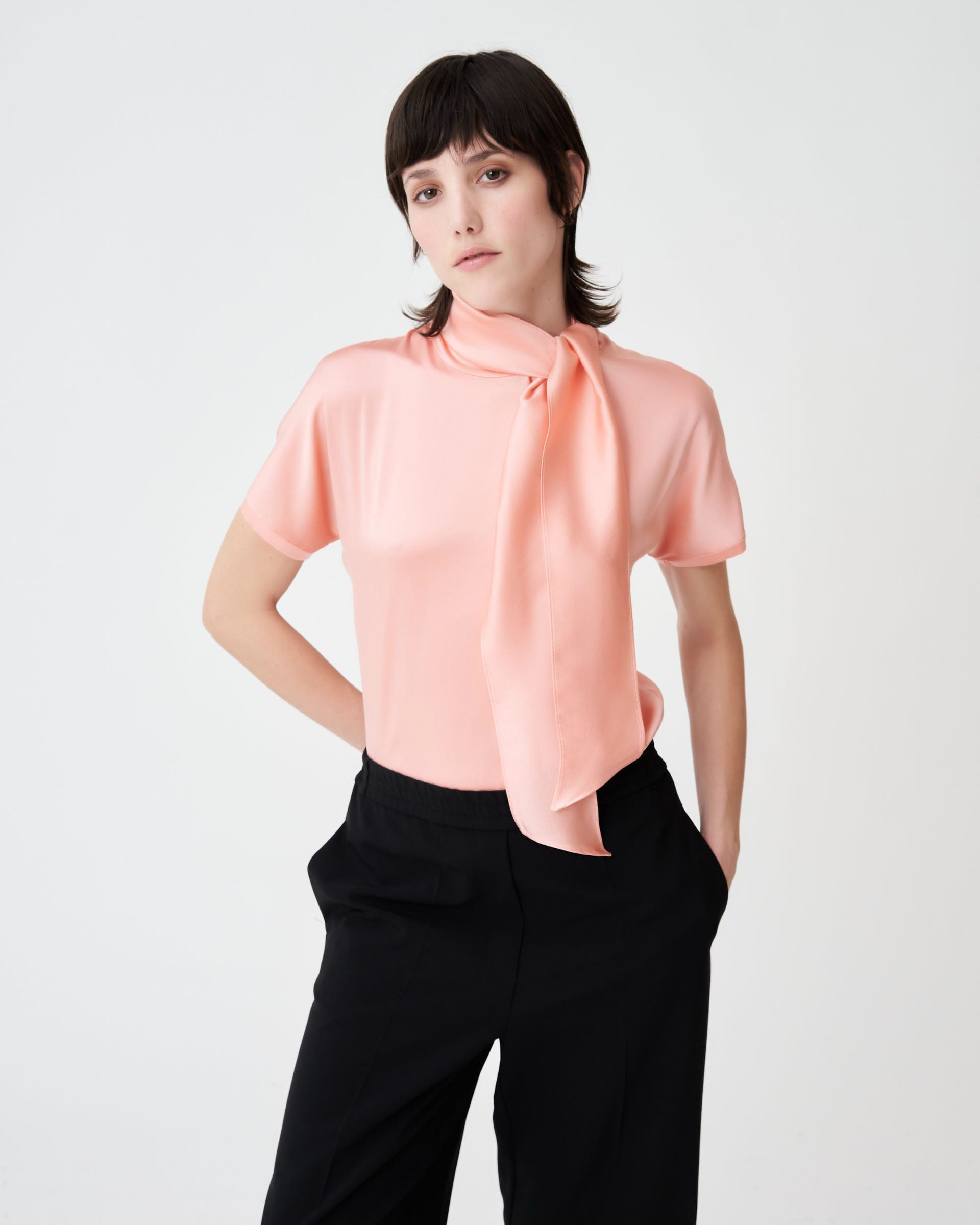 The Market Store | Blouse With Bow With Short Sleeve