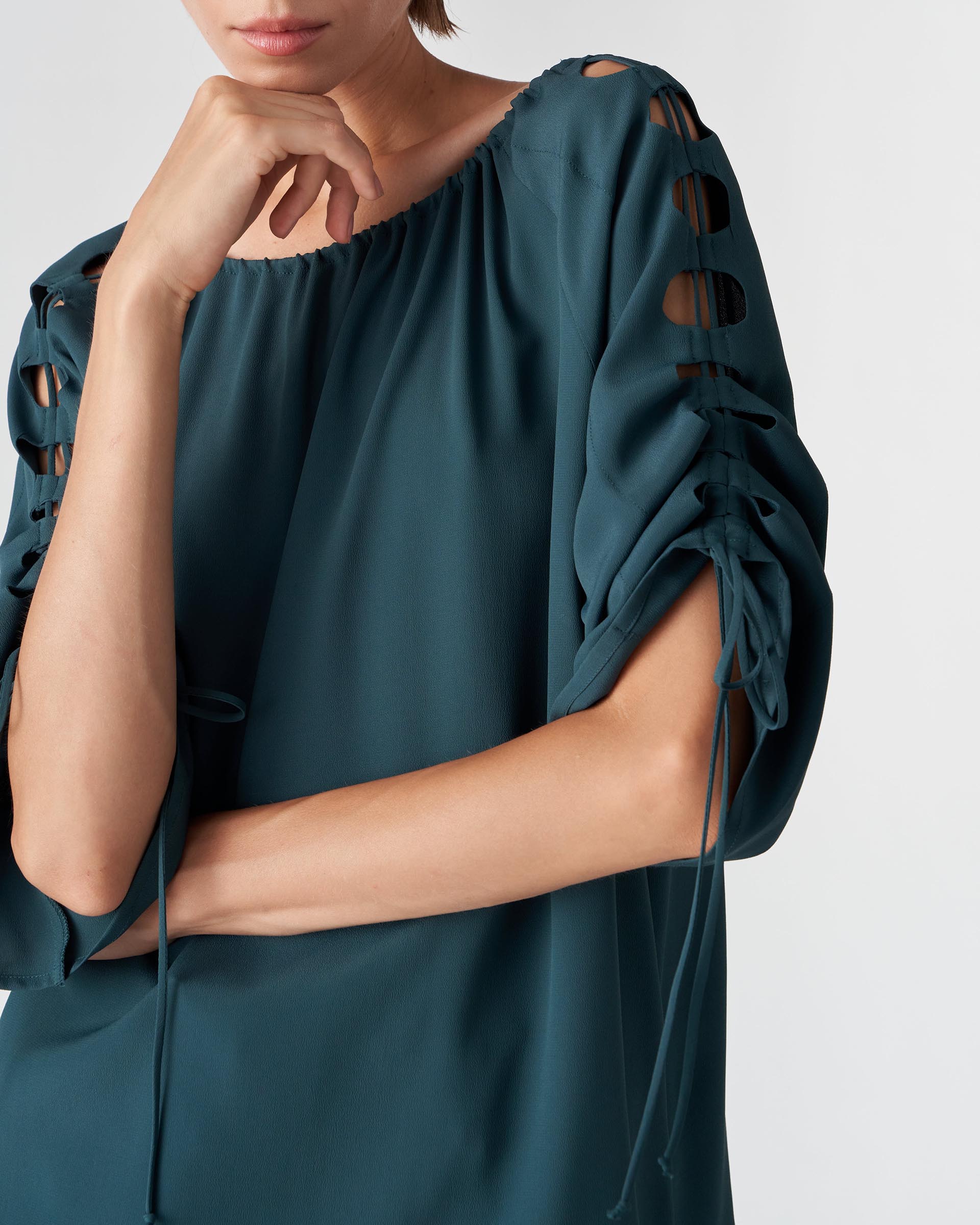 The Market Store | Top With Drawstring On The Neck And Sleeves