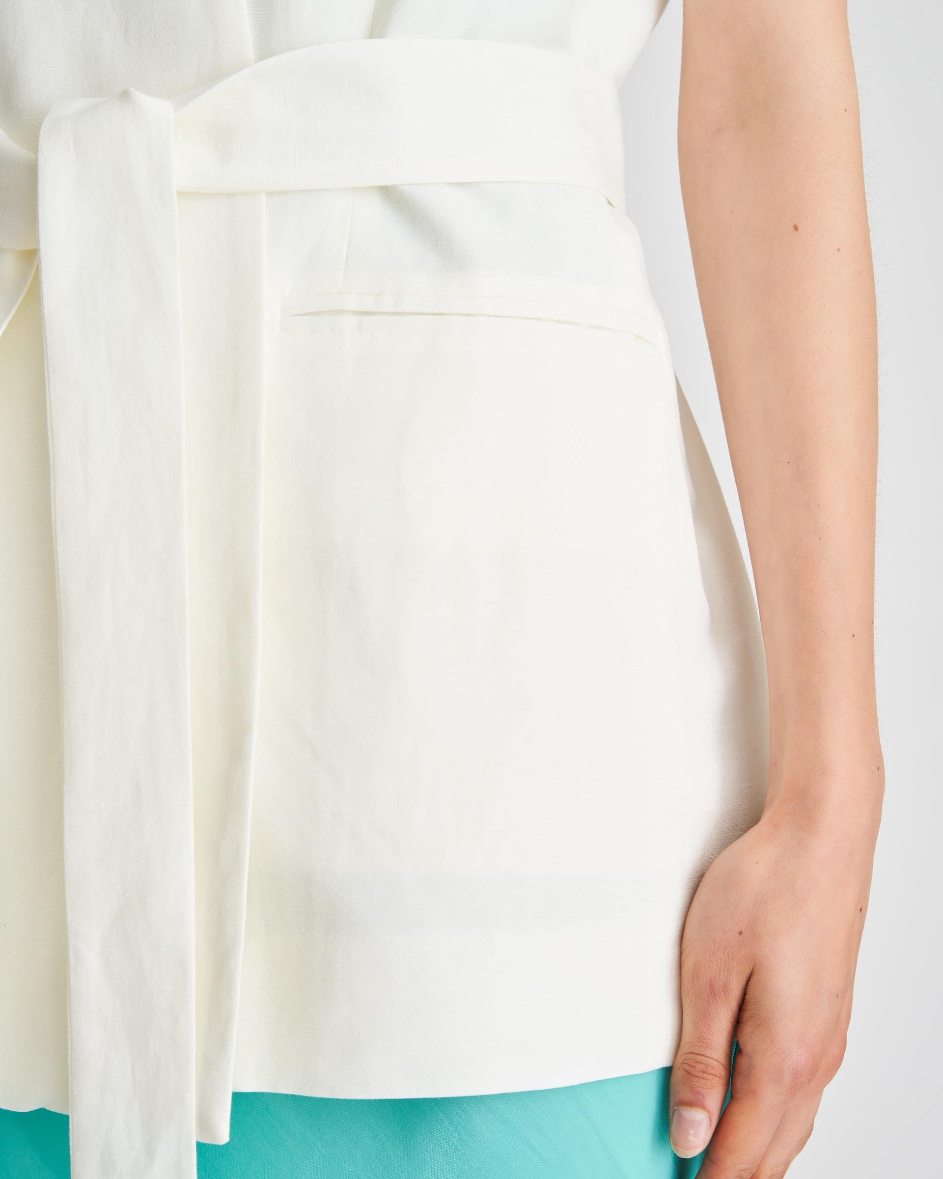 The Market Store | Cotton Linen Vest With Belt