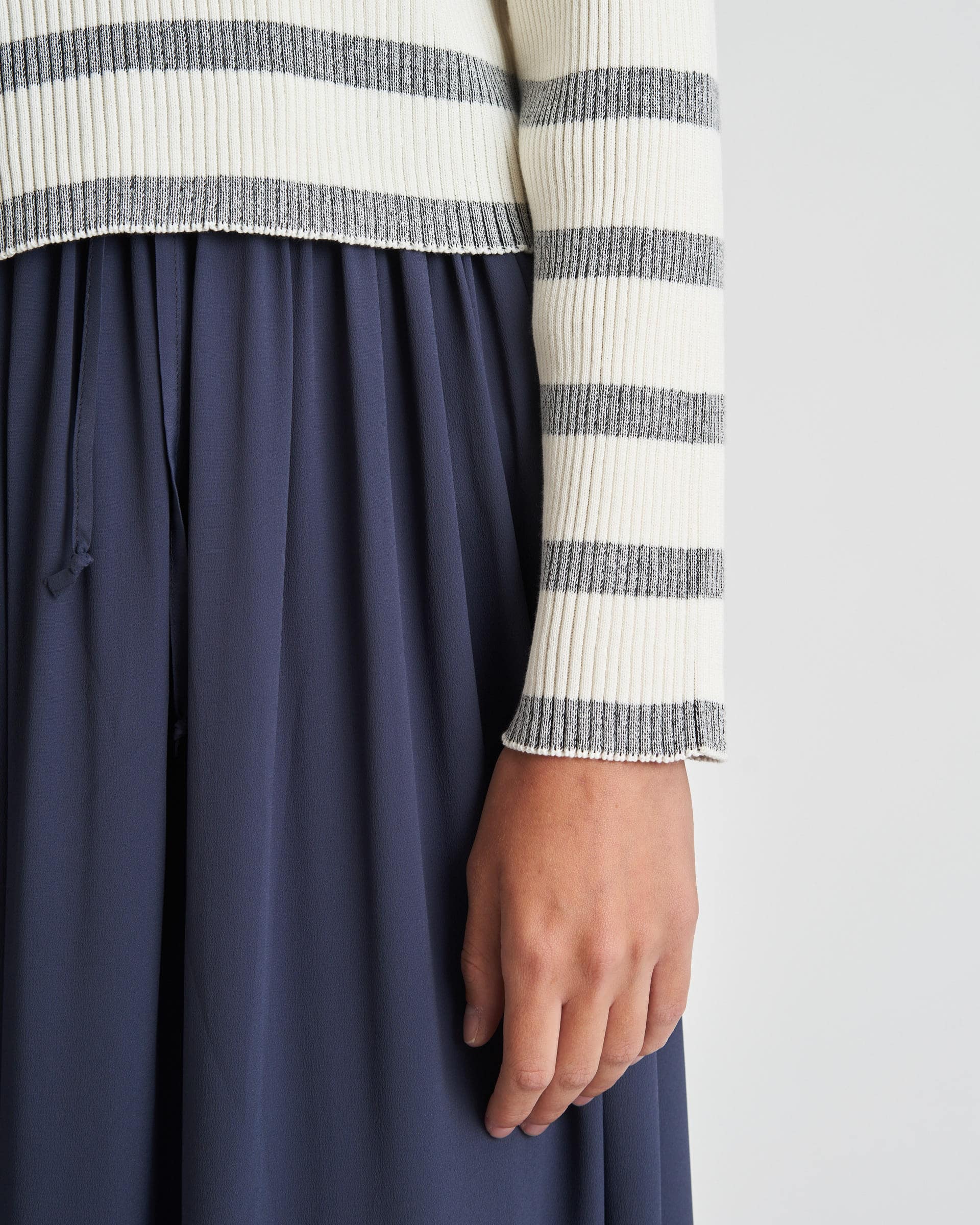 The Market Store | Curled Midi Skirt