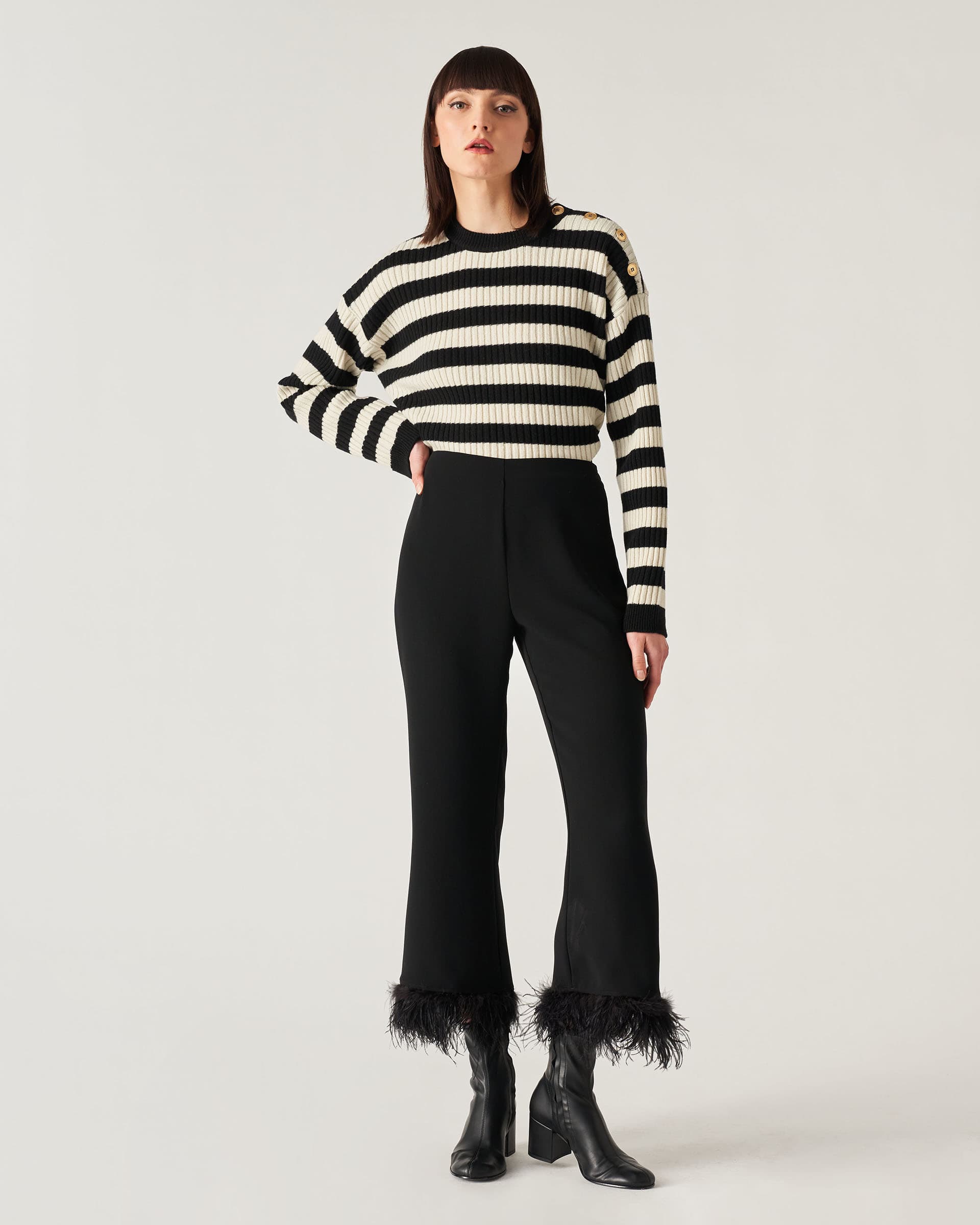 The Market Store | Wide Trousers With Feathers